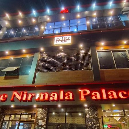 Hotel The Nirmala Palace Ayodhya Exterior foto